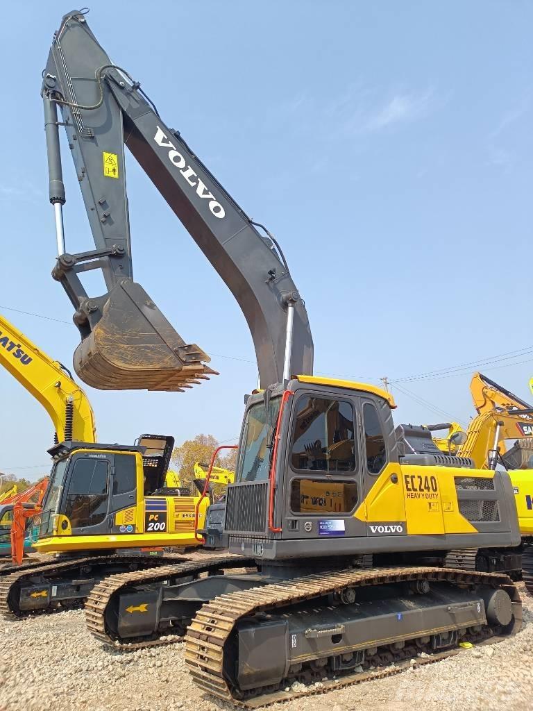 Volvo EC 240 Bandgrävare