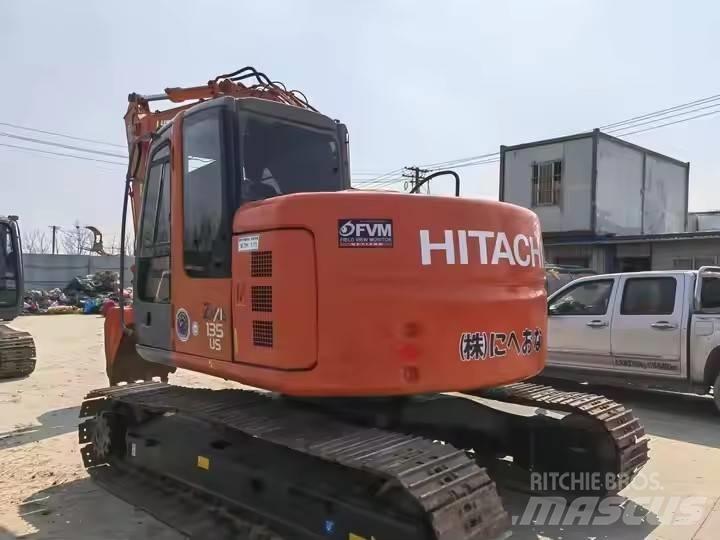 Hitachi ZX135 Bandgrävare