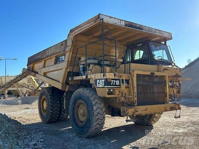 CAT 771D Minidumprar