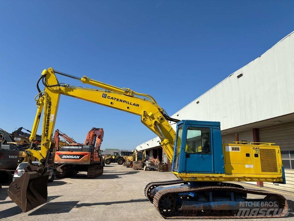 CAT 225 Bandgrävare