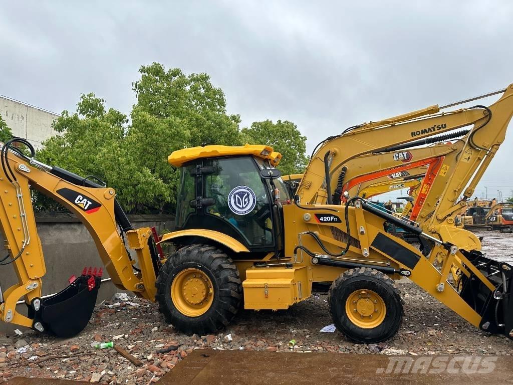 CAT 420 F Grävlastare