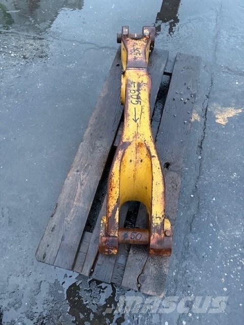 CAT 908 BUCKET LINK Skopor