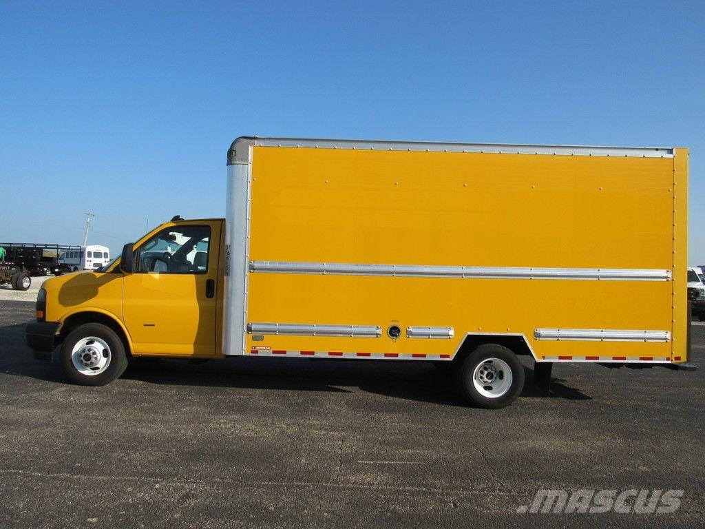 GMC Savana 3500 Skåpbilar