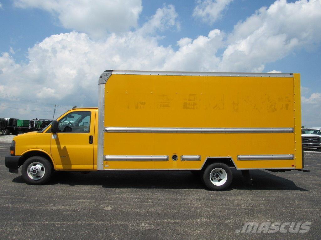 GMC Savana 3500 Skåpbilar