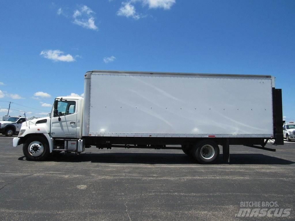 Hino 338 Skåpbilar