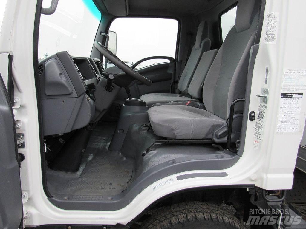 Isuzu NPR Skåpbilar