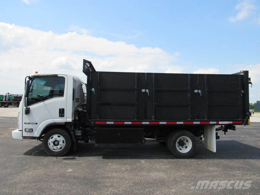 Isuzu NPR Tippbilar