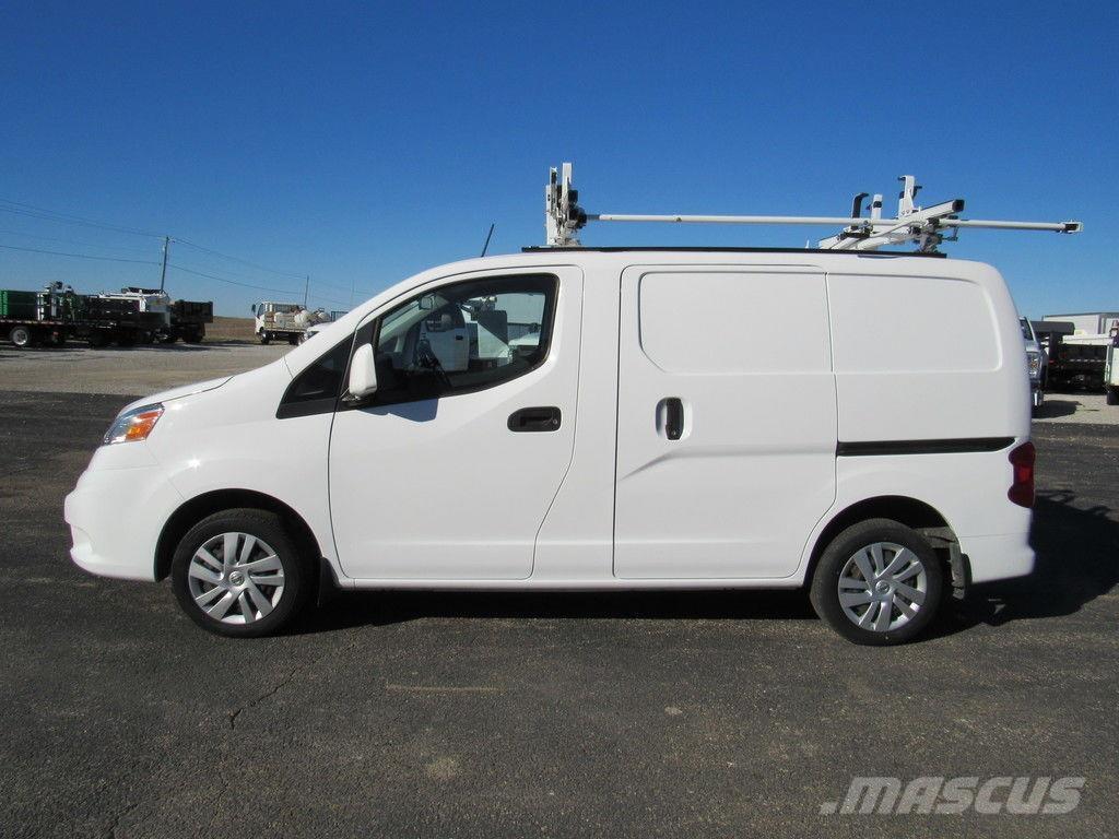 Nissan NV200 Lätta skåpbilar