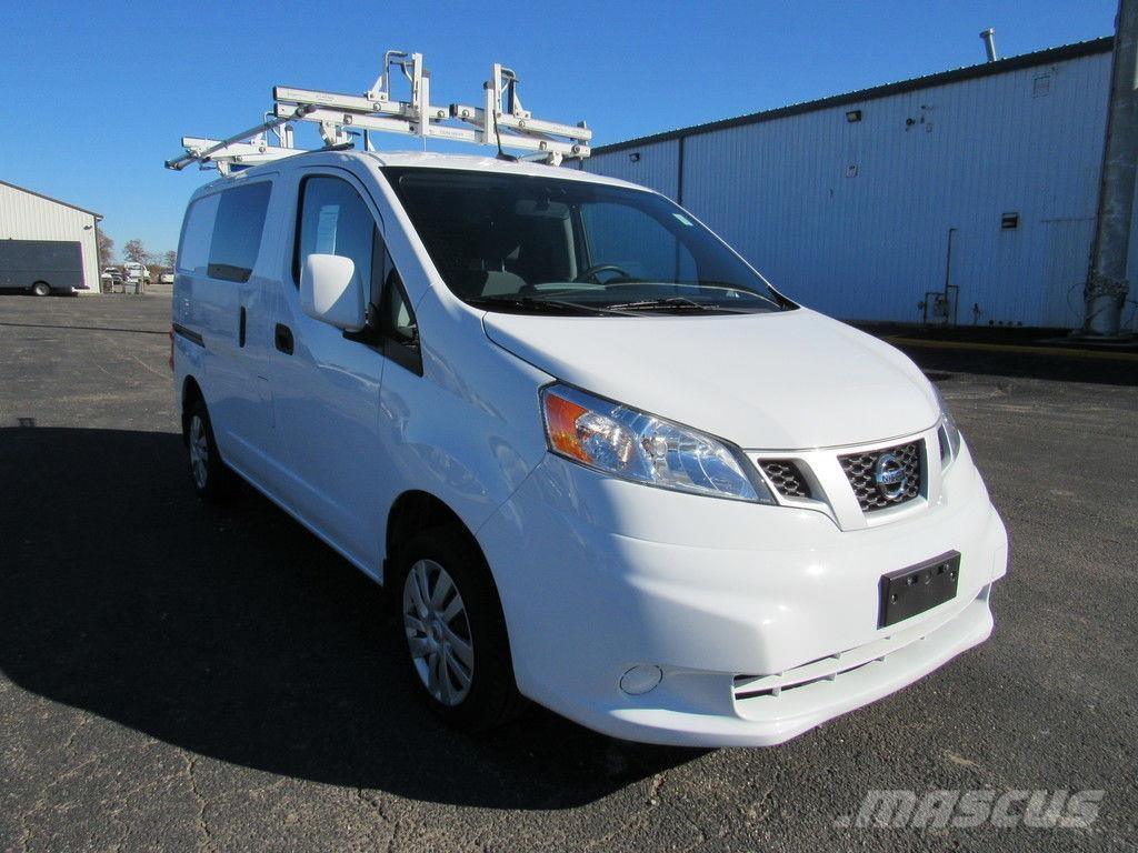 Nissan NV200 Lätta skåpbilar