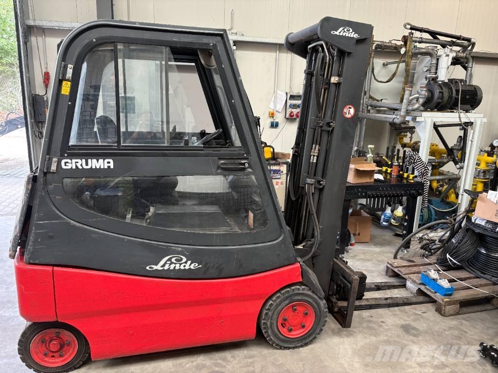 Linde E 20 P-02 Elmotviktstruckar