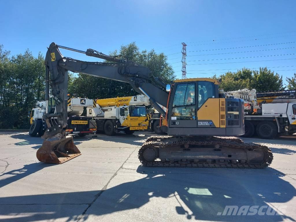 Volvo ECR 235 EL Bandgrävare