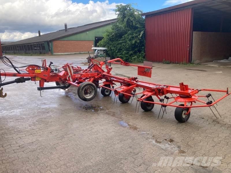Kuhn GF 8702 T Vändare och luftare