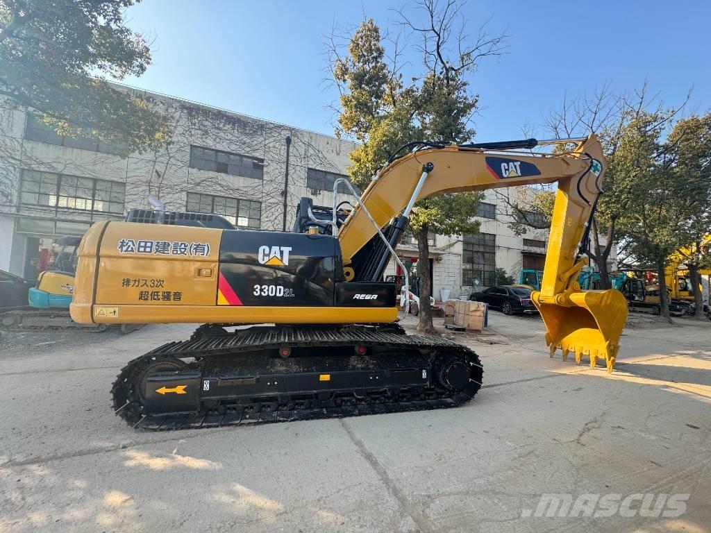 CAT 330 D2 L Bandgrävare
