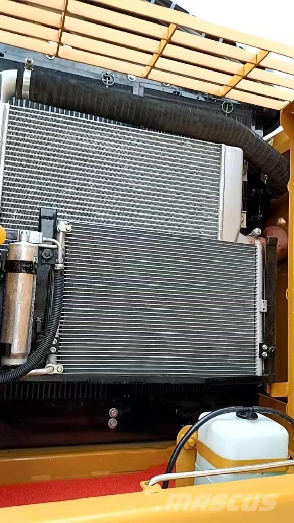 CAT 320DL Bandgrävare