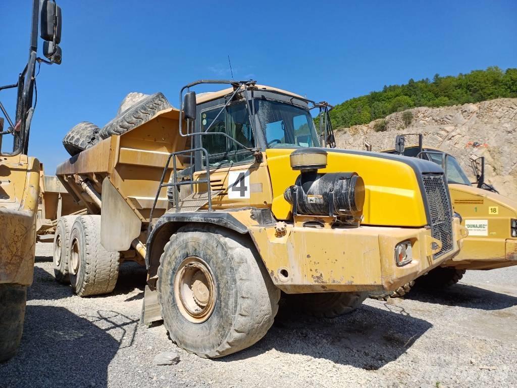 Bell B 40 D Midjestyrd dumper