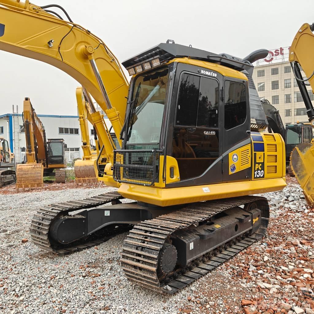 Komatsu 130-7 Bandgrävare