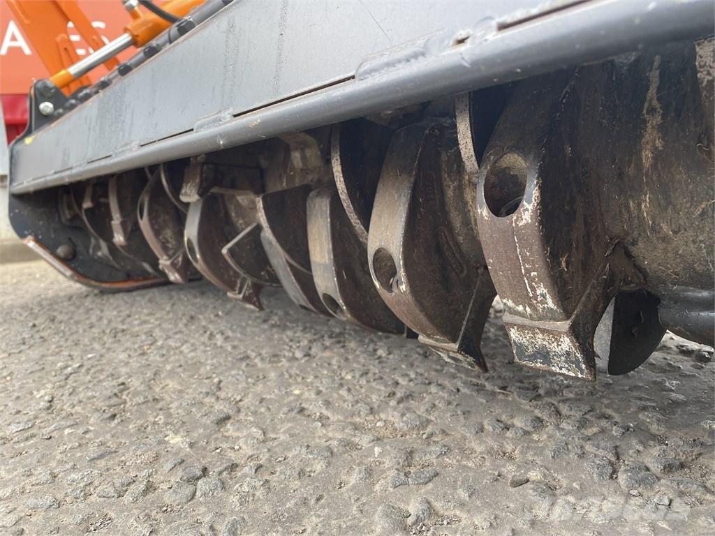 TMC Cancela TLE-125 Skogsfräsar