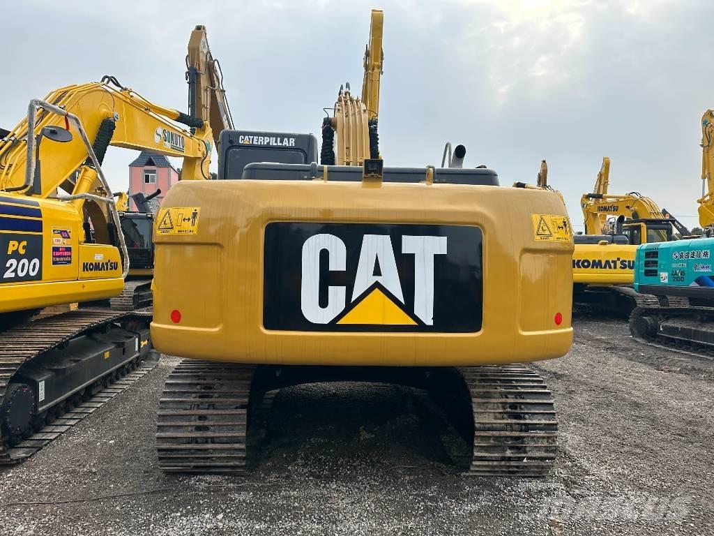 CAT 320 D2 Bandgrävare