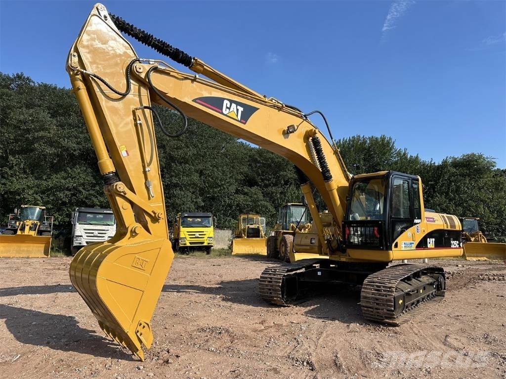 CAT 325C Bandgrävare