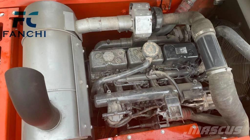 Doosan DX 300 LC LR Bandgrävare