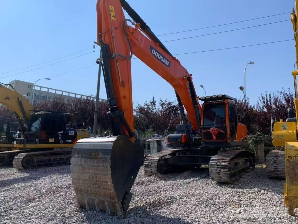 Doosan 300 Bandgrävare