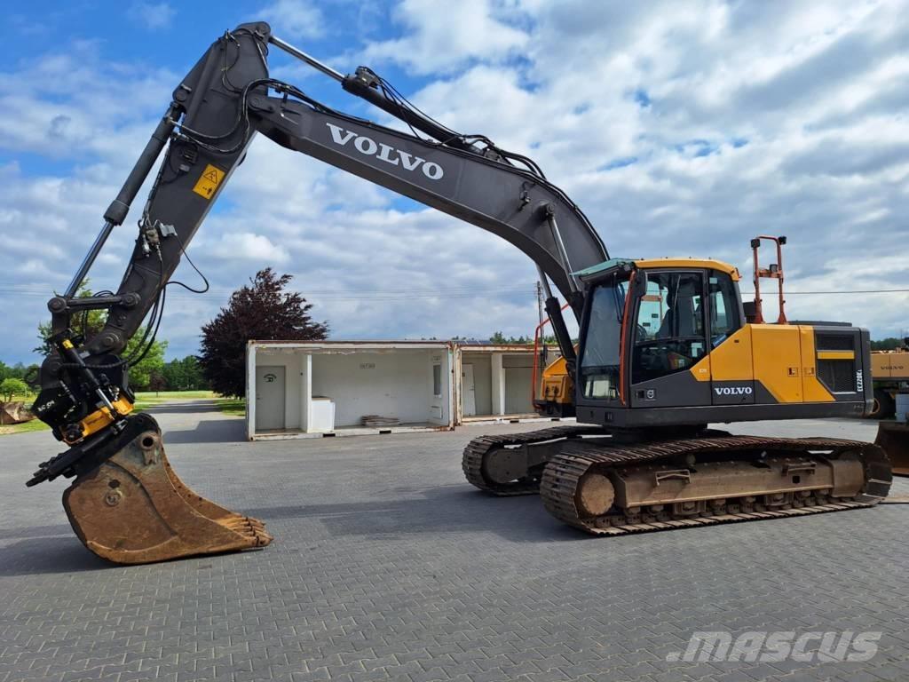 Volvo EC 220 EL Bandgrävare