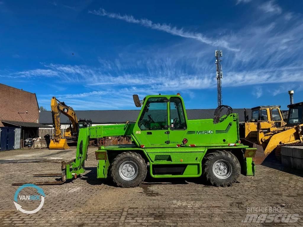 Merlo P30.13EV Teleskoplastare