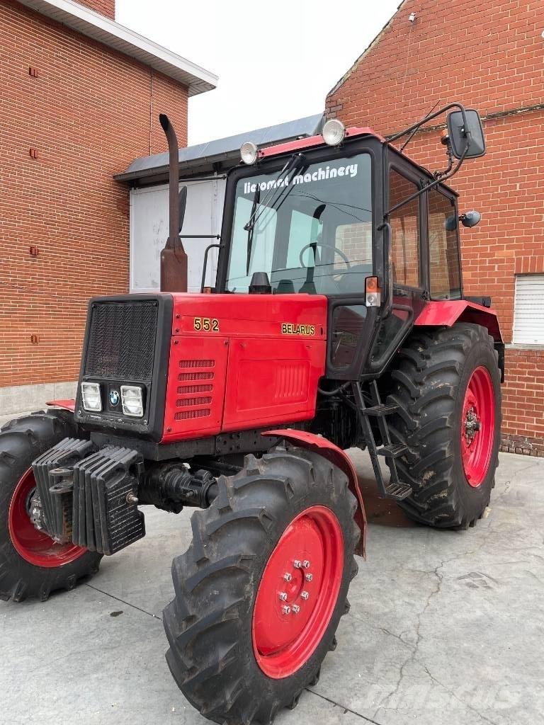 Belarus 552 Traktorer