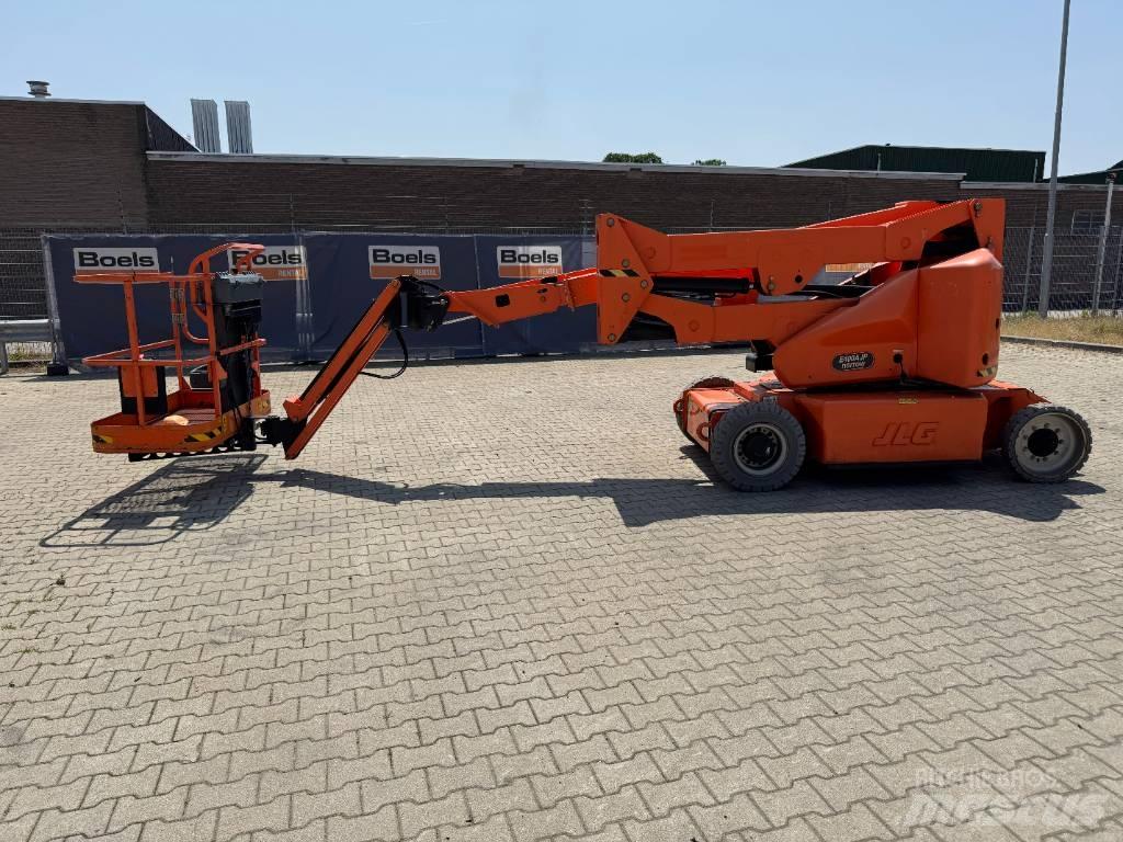 JLG E400AJPN Bomliftar