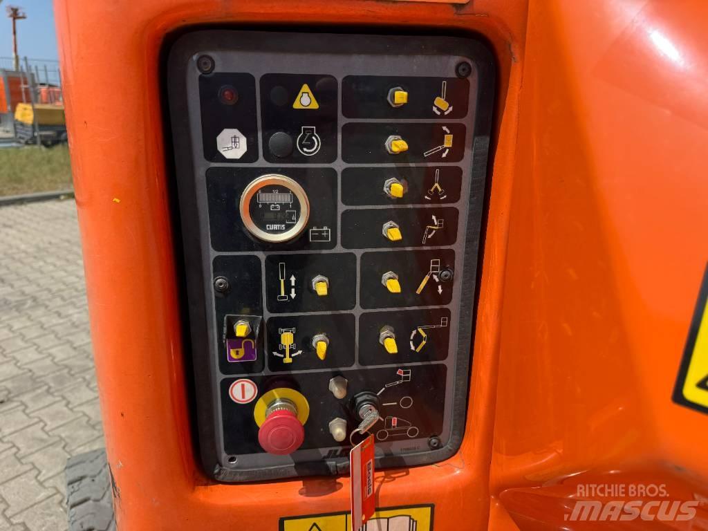 JLG E400AJPN Bomliftar