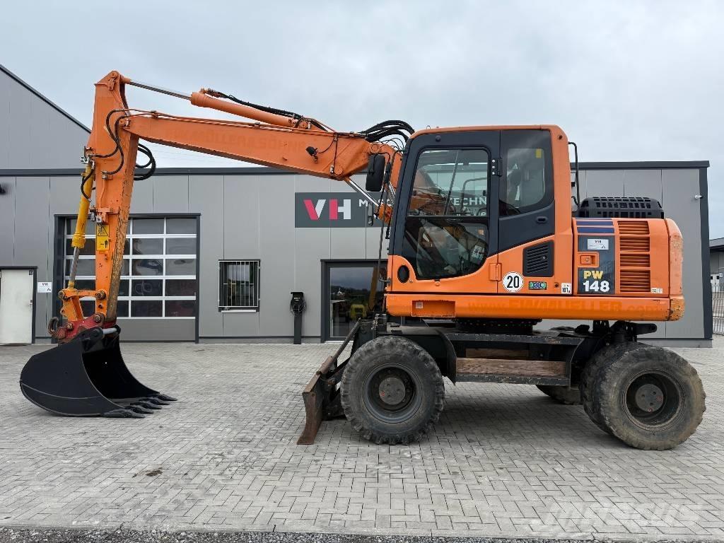 Komatsu PW 148-8 Hjulgrävare