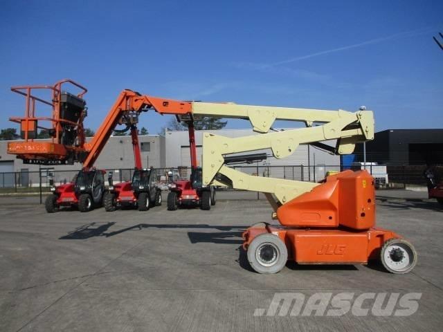 JLG E 400 AJPN (817) Kompakta självgående bomlyftar
