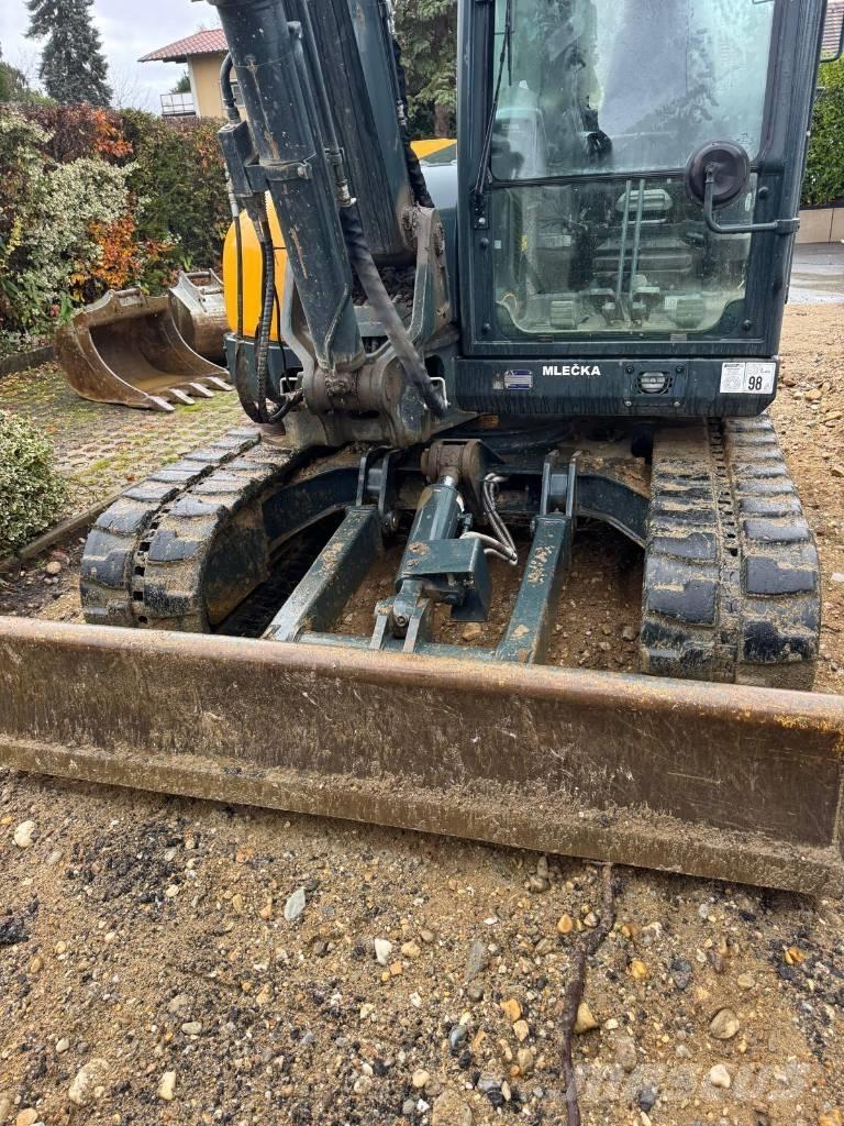 Hyundai HX 85 A Midigrävmaskiner 7t - 12t