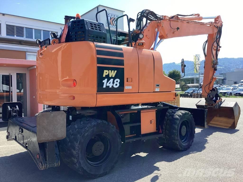 Komatsu PW 148-11 Hjulgrävare