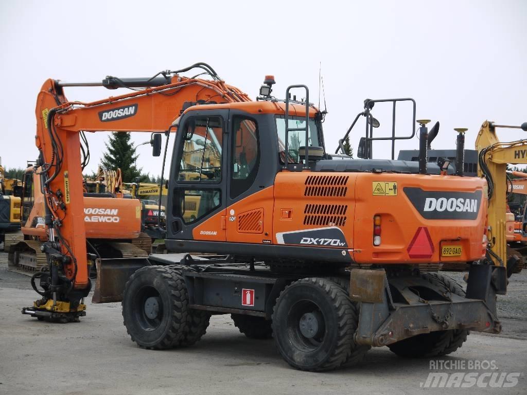 Doosan DX 170 W-5 Hjulgrävare