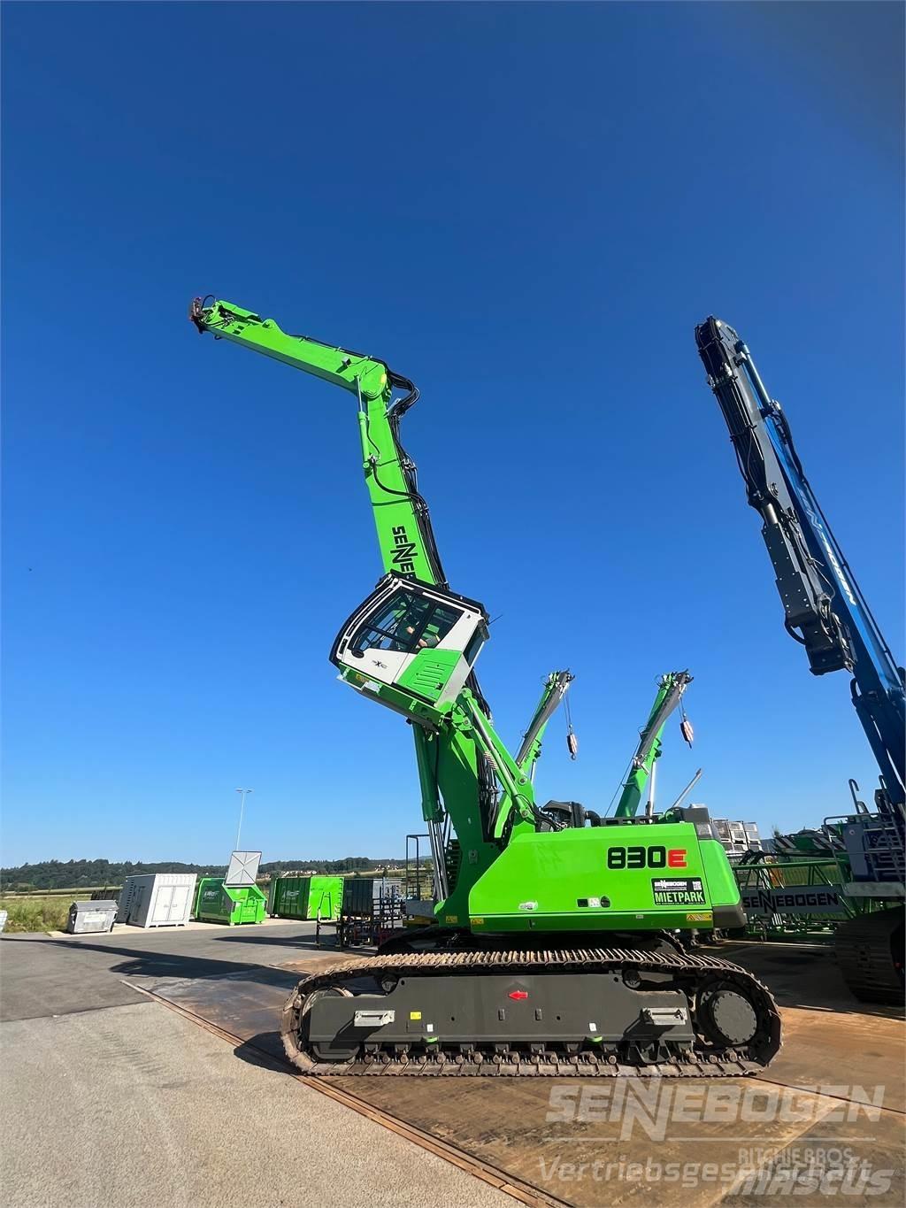 Sennebogen 830 R Rivningsgrävare