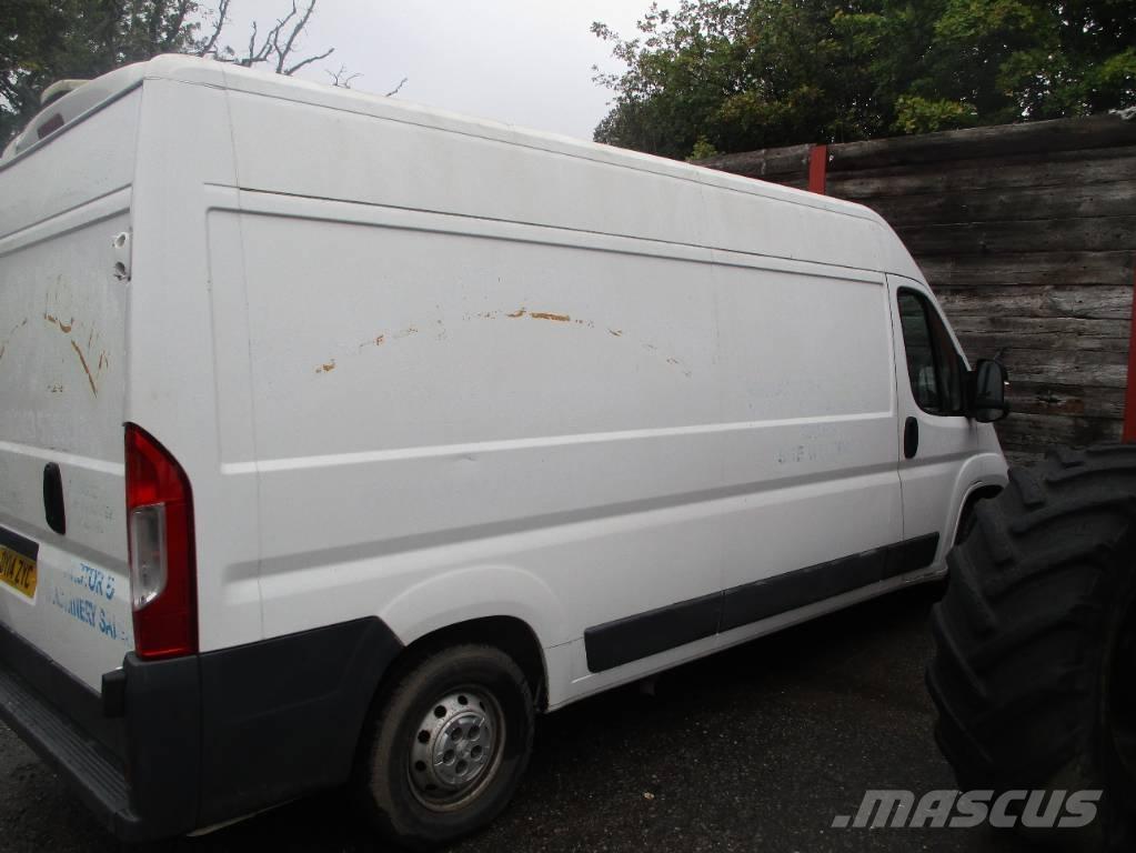 Peugeot Boxer Lätta skåpbilar