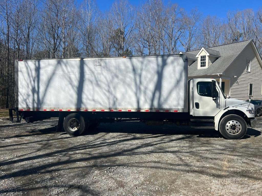 Freightliner M2106 Övriga bilar
