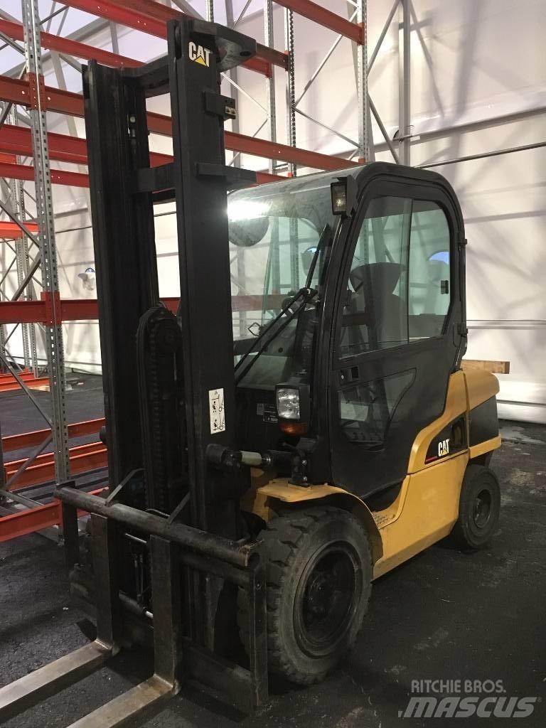 CAT DP 35 N Dieselmotviktstruckar
