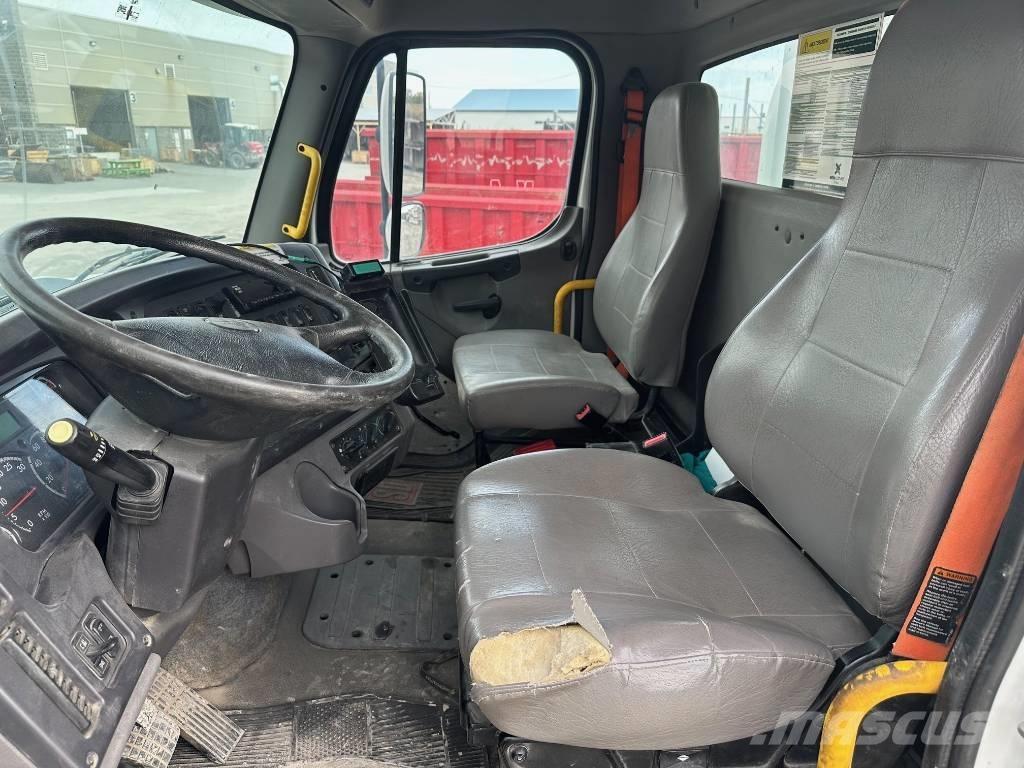 Freightliner 108 SD Övriga bilar