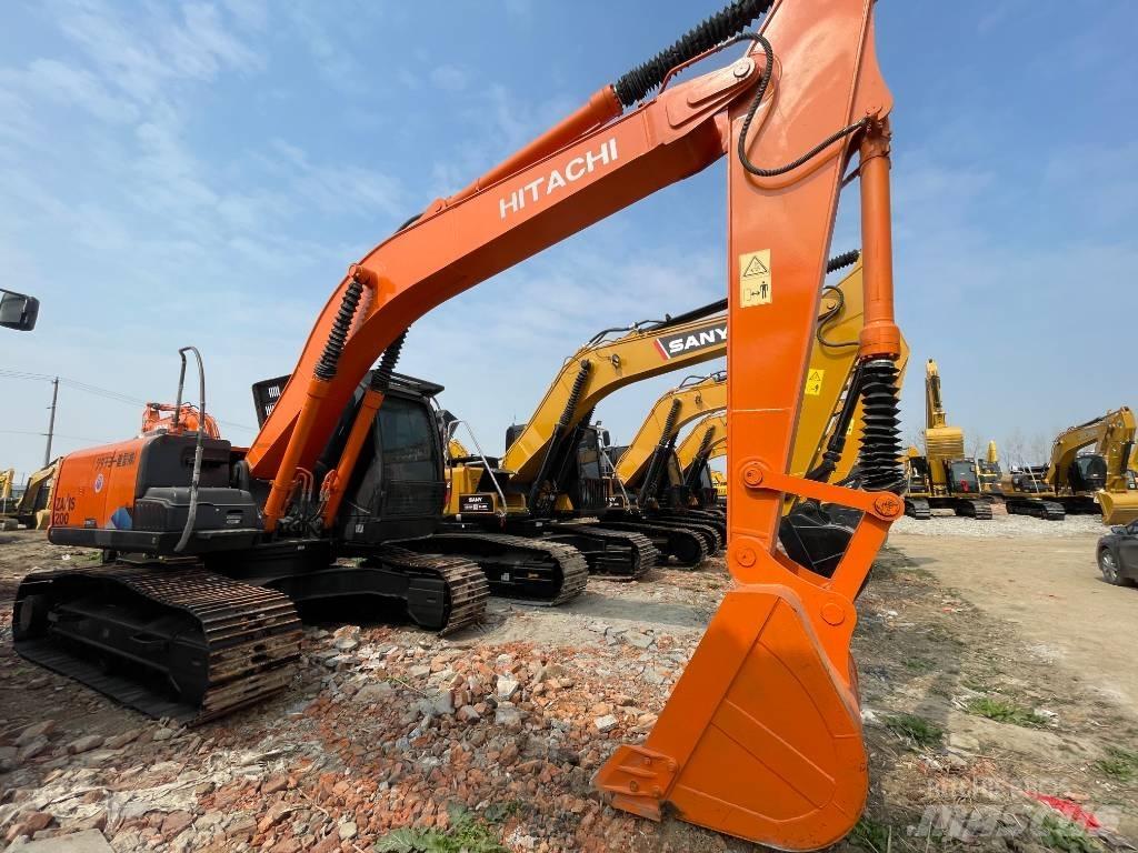 Hitachi ZX 200 Bandgrävare