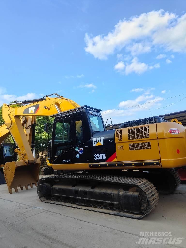 CAT 330 D Bandgrävare