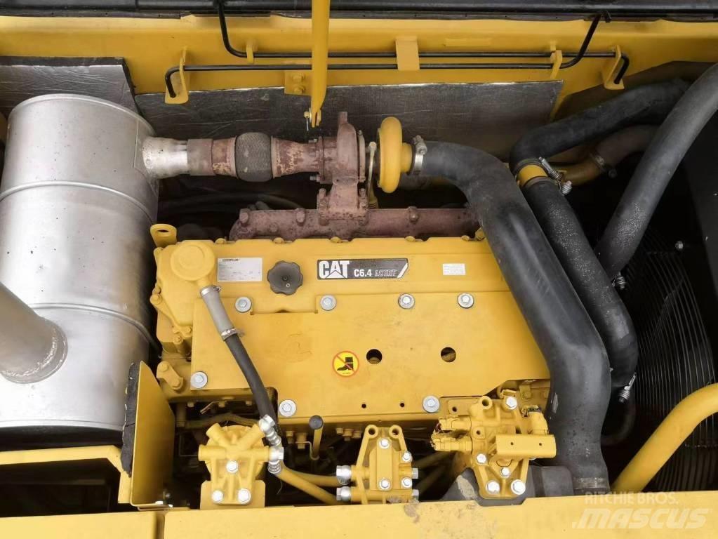 CAT 320 D Bandgrävare