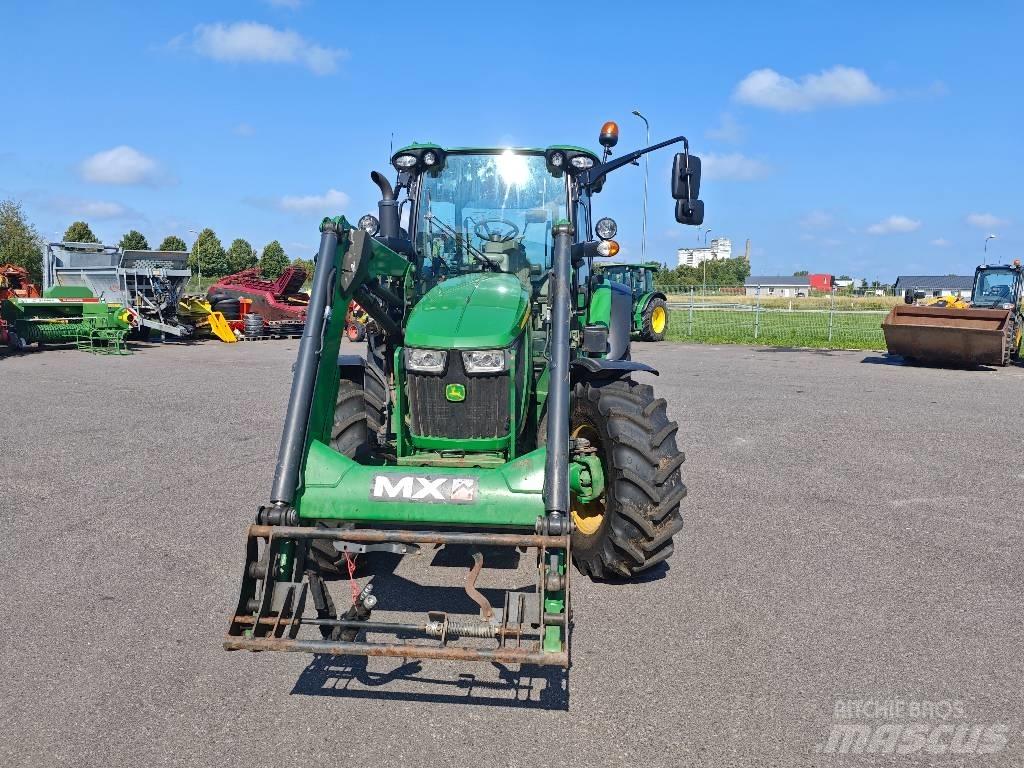 John Deere 5115 R Traktorer