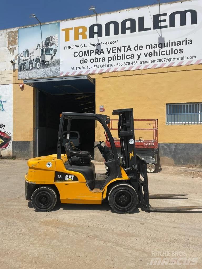 CAT 35 Dieselmotviktstruckar