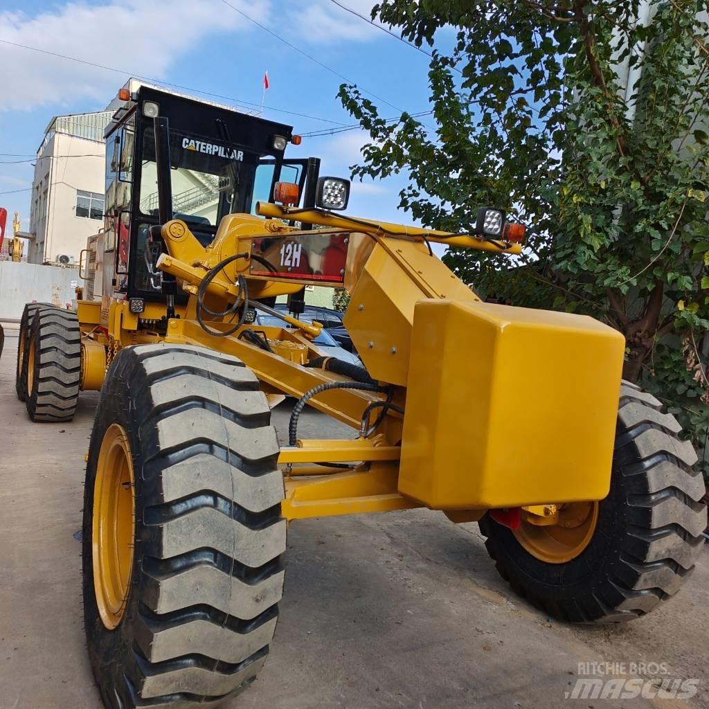CAT 140 G Väghyvlar