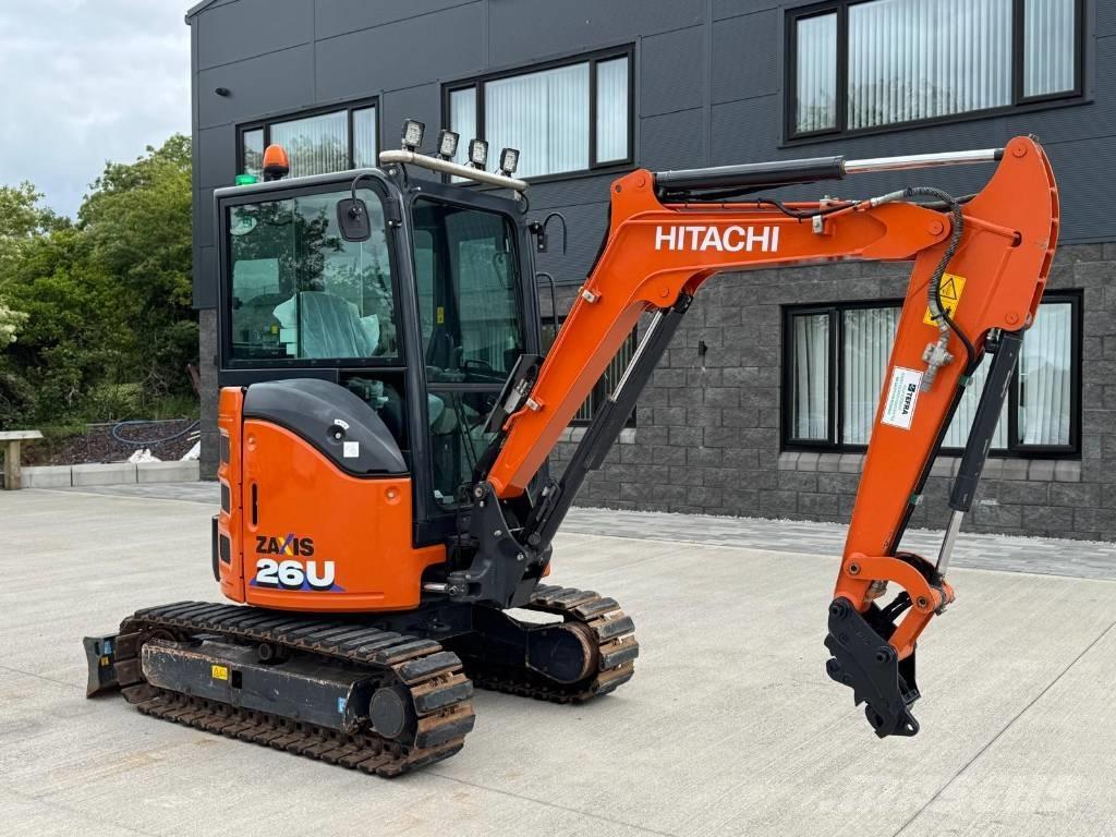 Hitachi ZX 26 U-6CLR Minigrävare < 7t