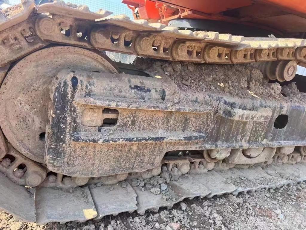 Doosan DH 220 Bandgrävare