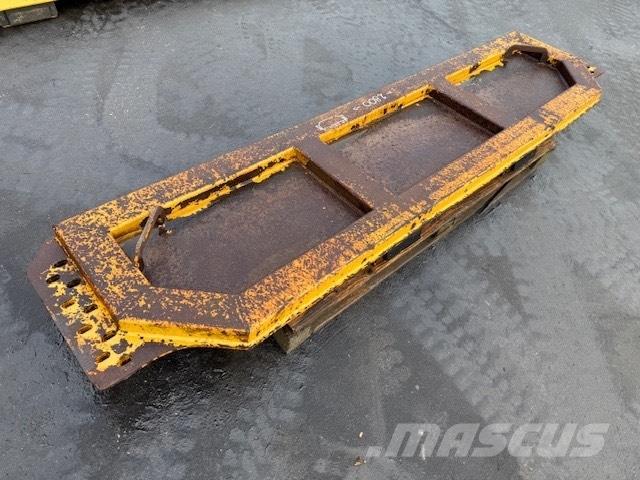 CAT TAILGATE Midjestyrd dumper