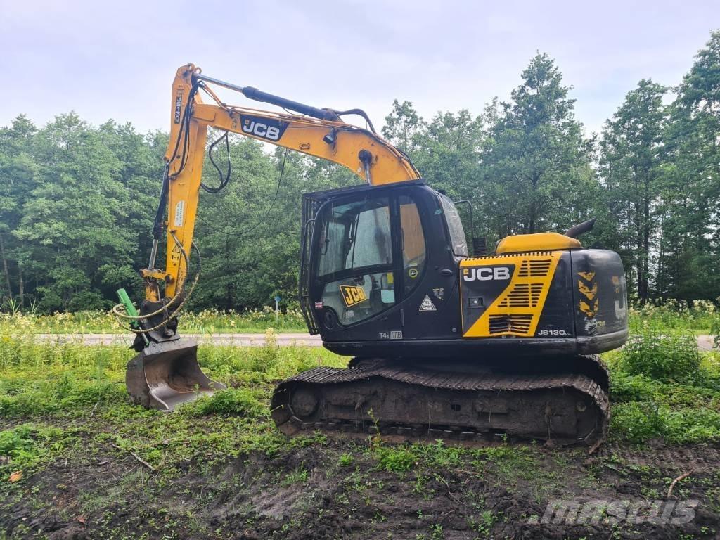 JCB JS 130 LC Bandgrävare